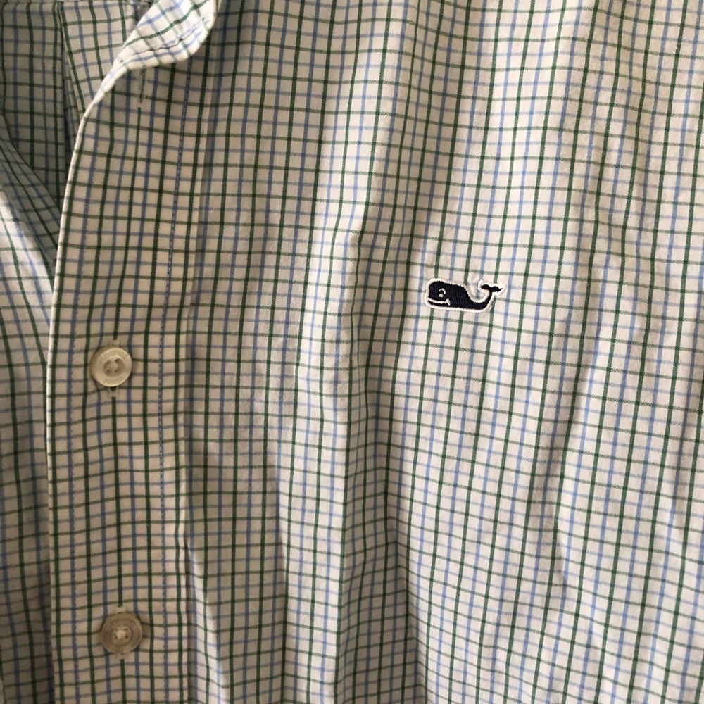 Vineyard Vines Button Up - image 2